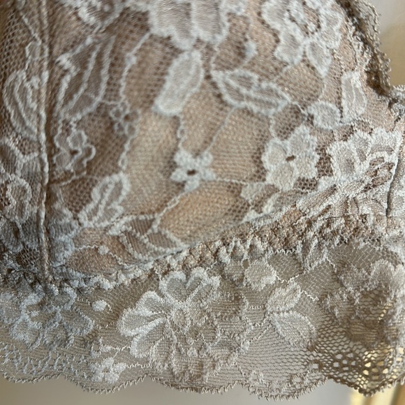 Gilly Hicks Beige/tan Lace Halter Top Bralette 2XL - Picture 8 of 16